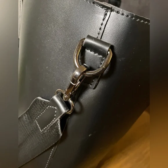 Vegan leather, extra large tote bag